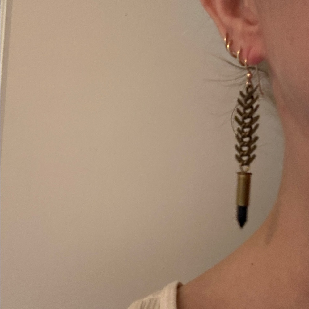 Gold and Black Onyx Stone Leaf Dangle Earrings - Picture 2 of 2